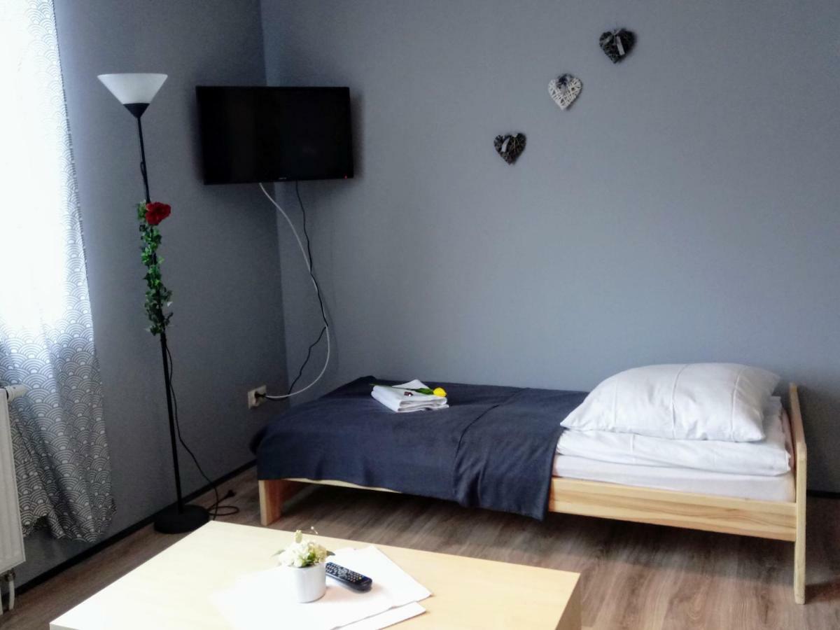 Noclegi Na Heweliusza Sanok Exteriér fotografie