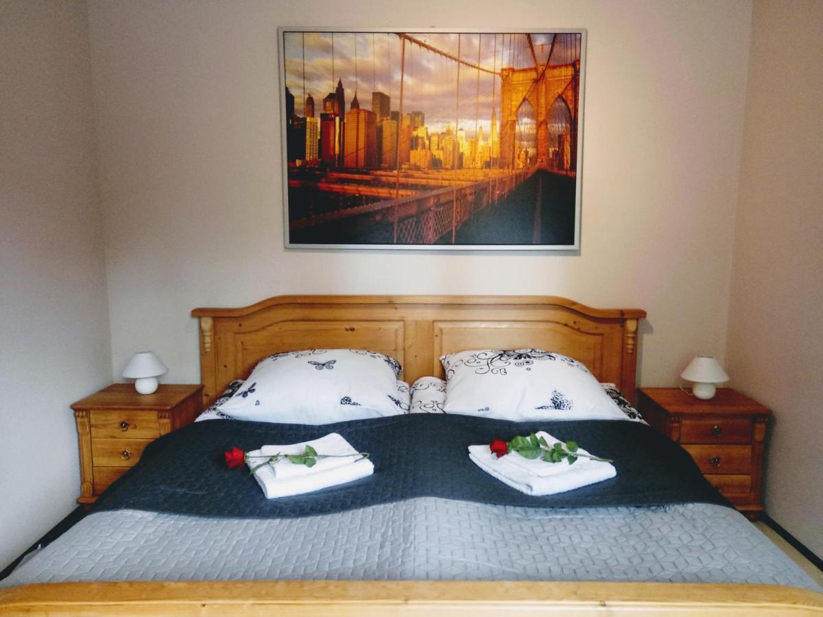 Noclegi Na Heweliusza Sanok Exteriér fotografie